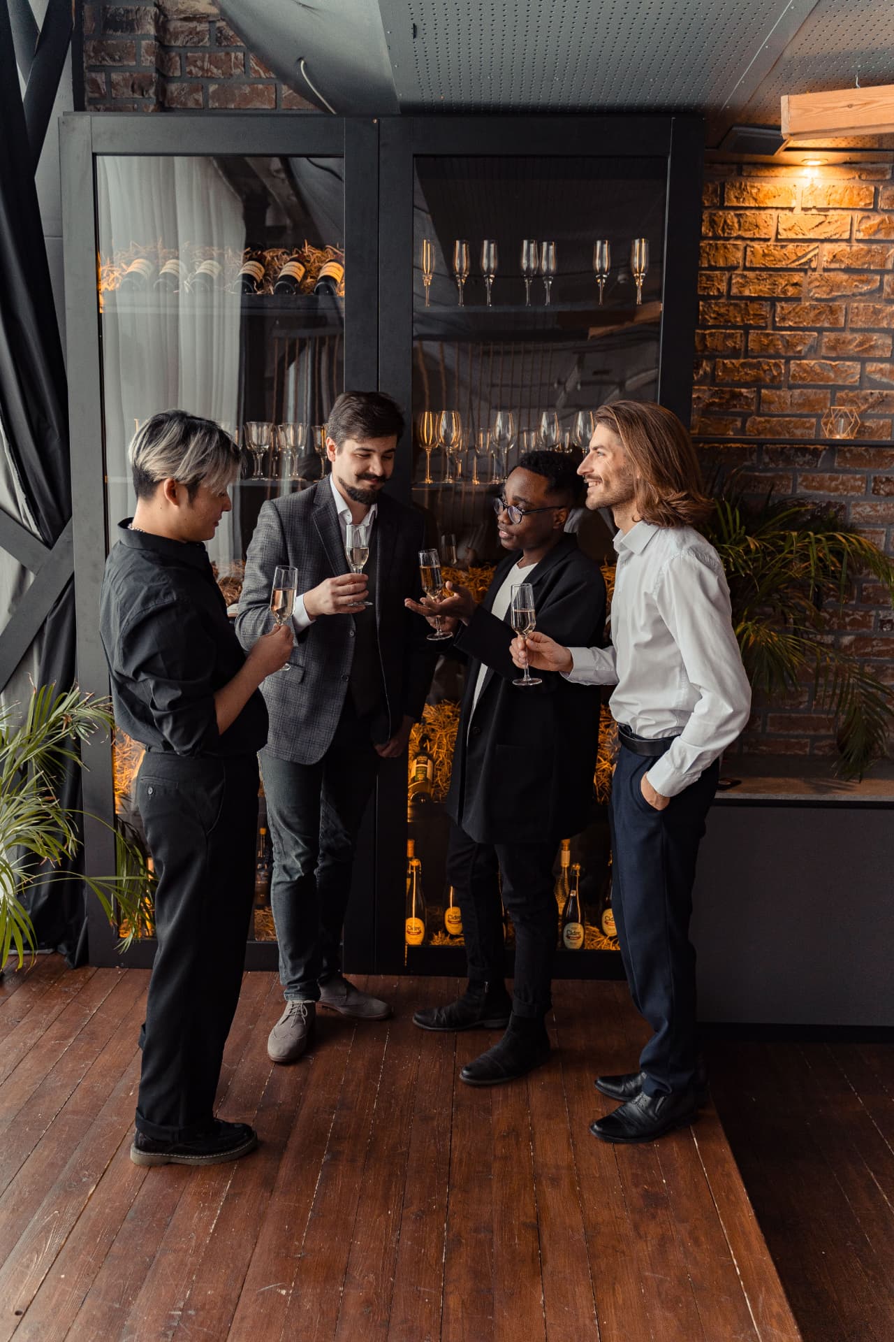 Guests networking over drinks at JIRANI